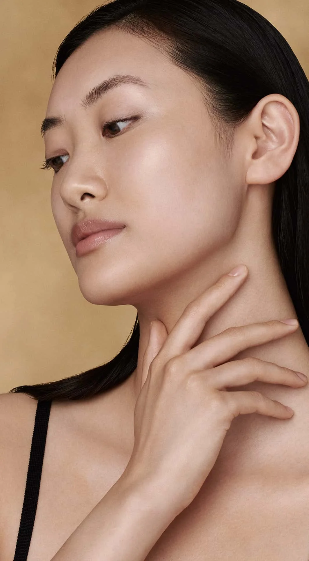 Behandlungen für trockene Haut mit Restylane® SKINBOOSTERS™